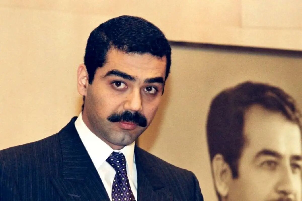 عکس/ عدی، پسر صدام حسین، در جلسه آزمون دکتری؛ دهه ۷۰