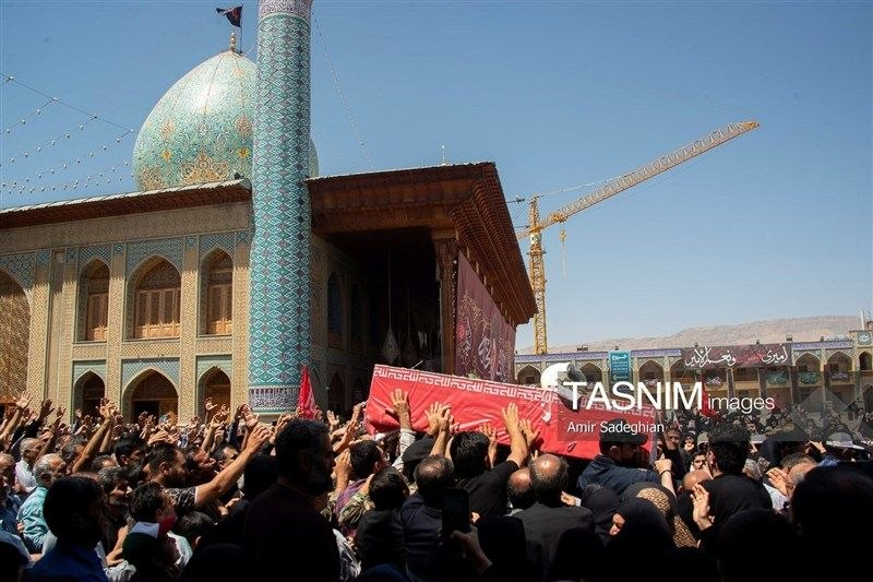 برگزاری تشییع خلبان ارتش که در آسمان جاماند + تصاویر