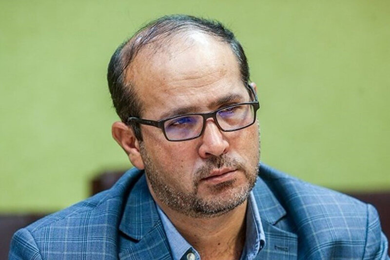 باید نقطه تعادلی میان معیشت کارگران و بقای بنگاه‌ها پیدا کنیم/ خدایی: رکود و تورم، دو لبه قیچی فقر کارگران شده‌اند