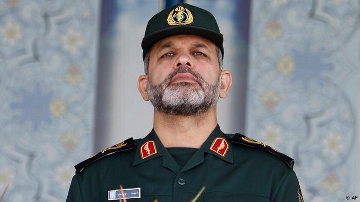 حکم رهبر انقلاب برای سردارسرتیپ احمد وحیدی به سِمت فرمانده کل سپاه پاسداران / سه مطالبه آیت الله سید مجتبی خامنه ای از احمد وحیدی