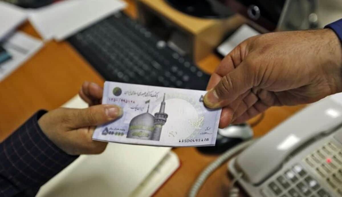 متقاضیان تسهیلات بانکی حتما بخوانند/ رقم پرداخت وام ازدواج و فرزندآوری چه تغییری کرد؟