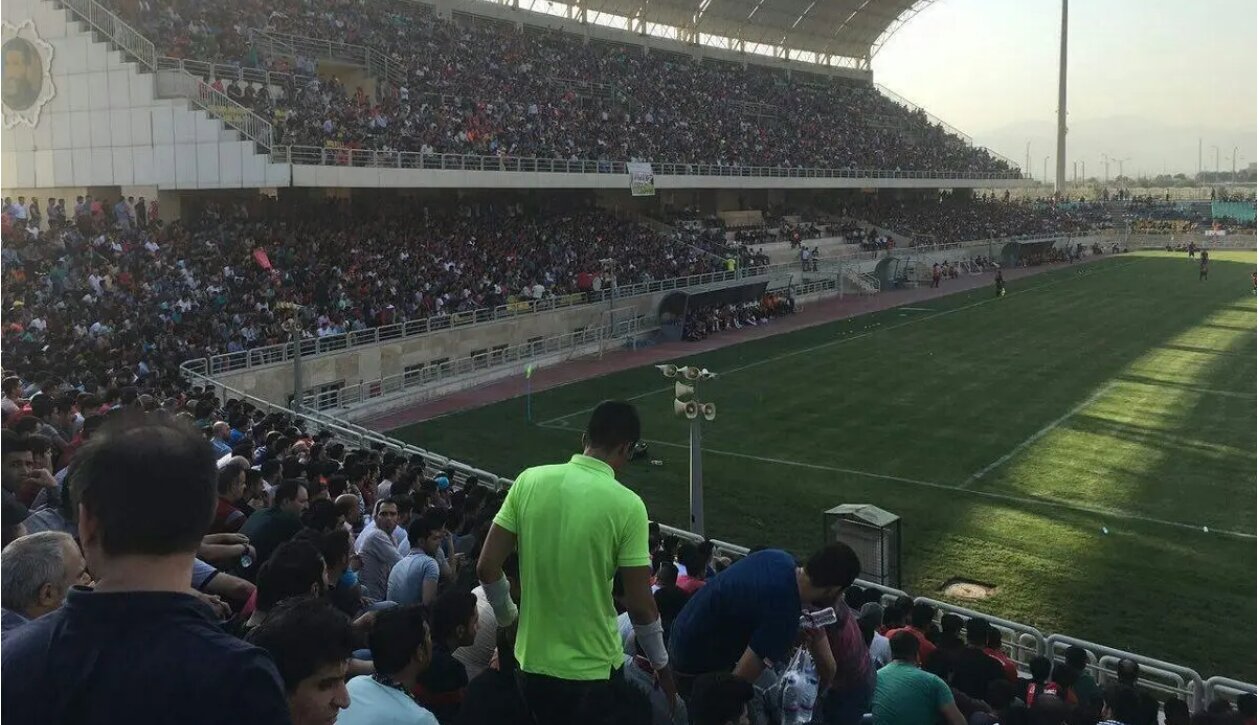 عکس/ نمایی از یک ورزشگاه فوتبال در اطراف تهران؛ سال ۱۳۱۵