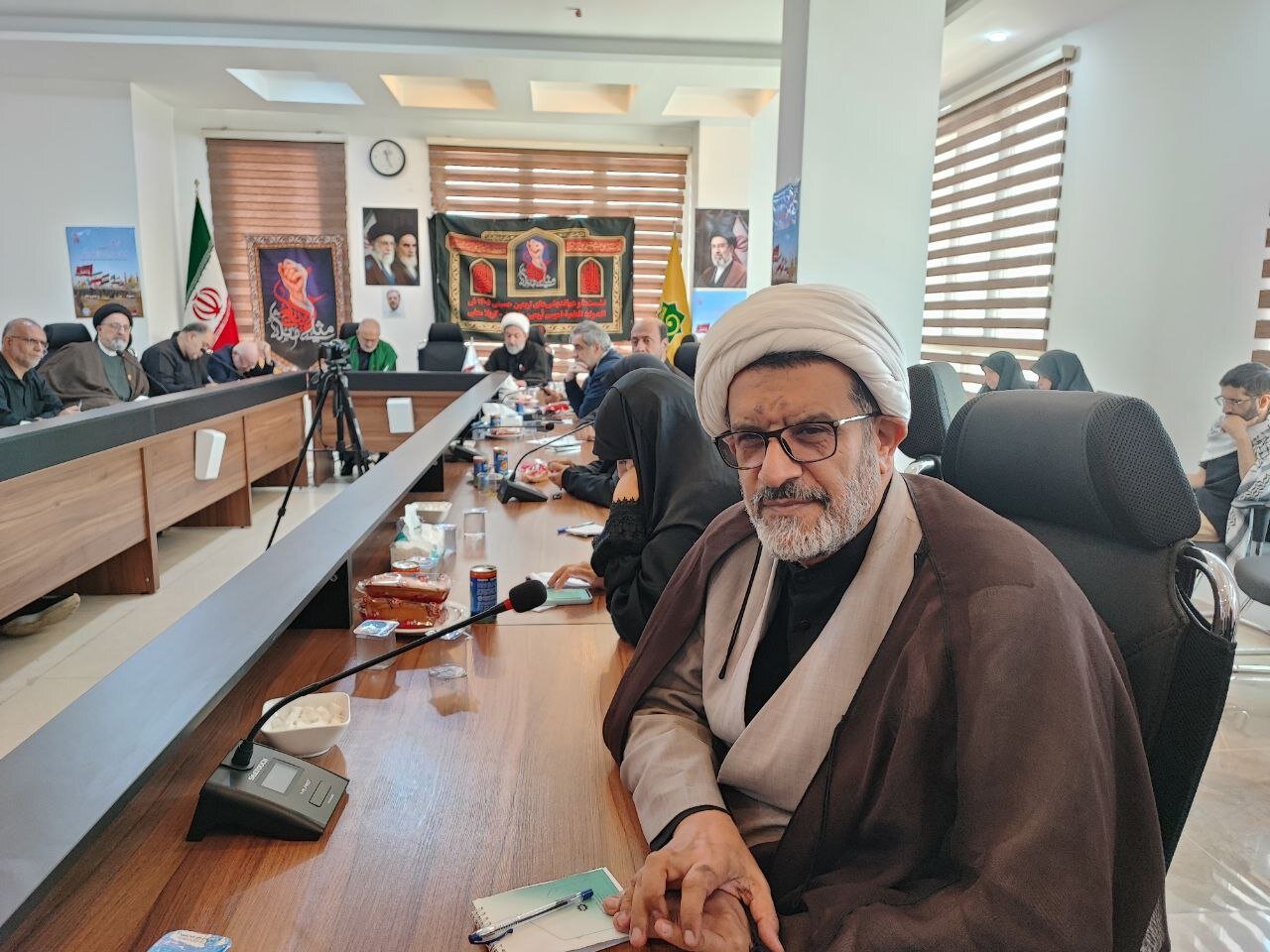 آیین اربعین در شرایط امروز جهان غرب چه تاثیراتی دارد؟/ پاسخ 2 چهره دانشگاهی