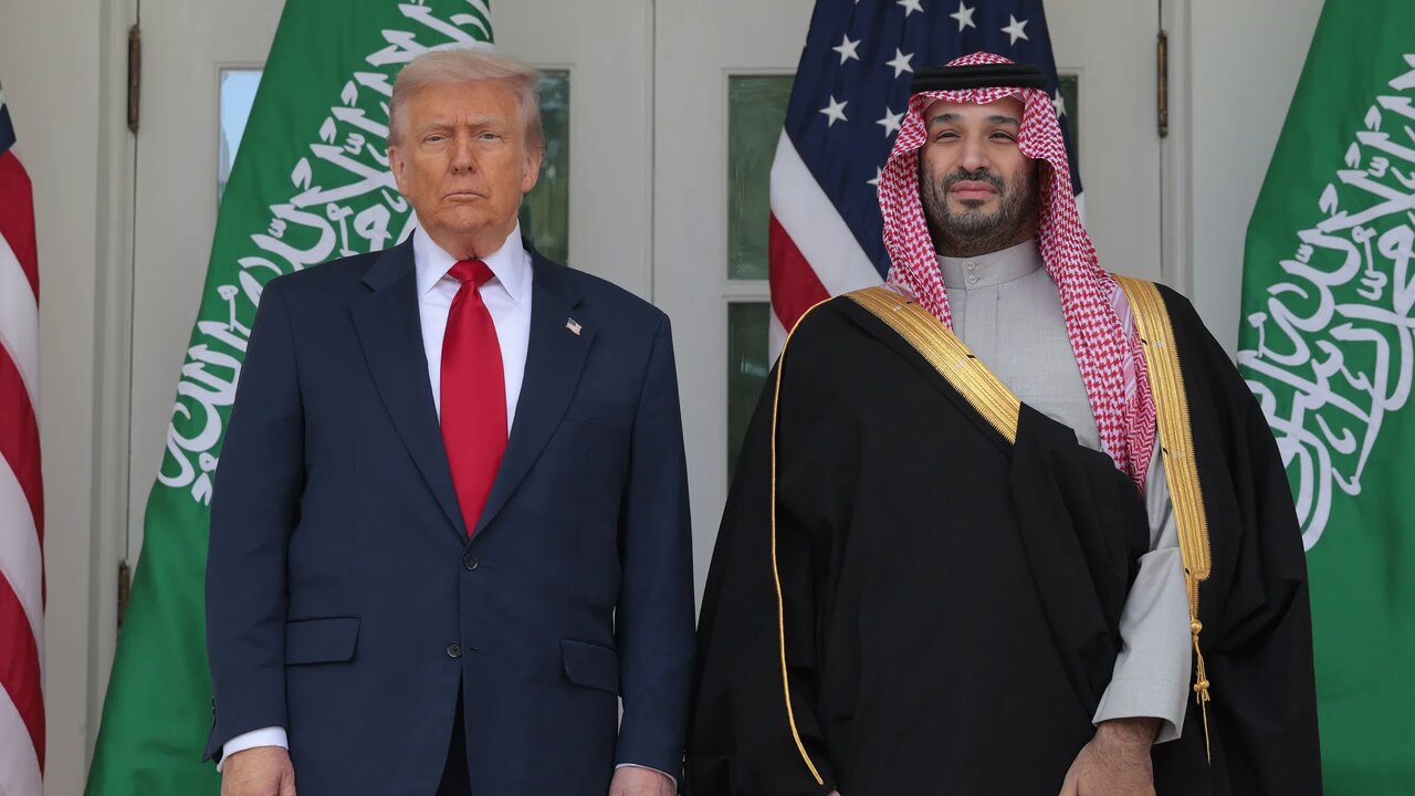 آکسیوس از پشت پرده تصمیم ترامپ درباره توقف حمله خبر داد؛ بن سلمان مانع حمله شد/ تلاش دیپلماتیک ایران در ساعات پایانی/ توافق بر سر تنگه هرمز؟