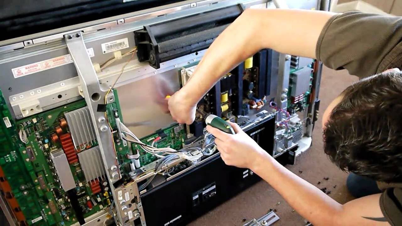 چالشهای خرید تلویزیون از بانه